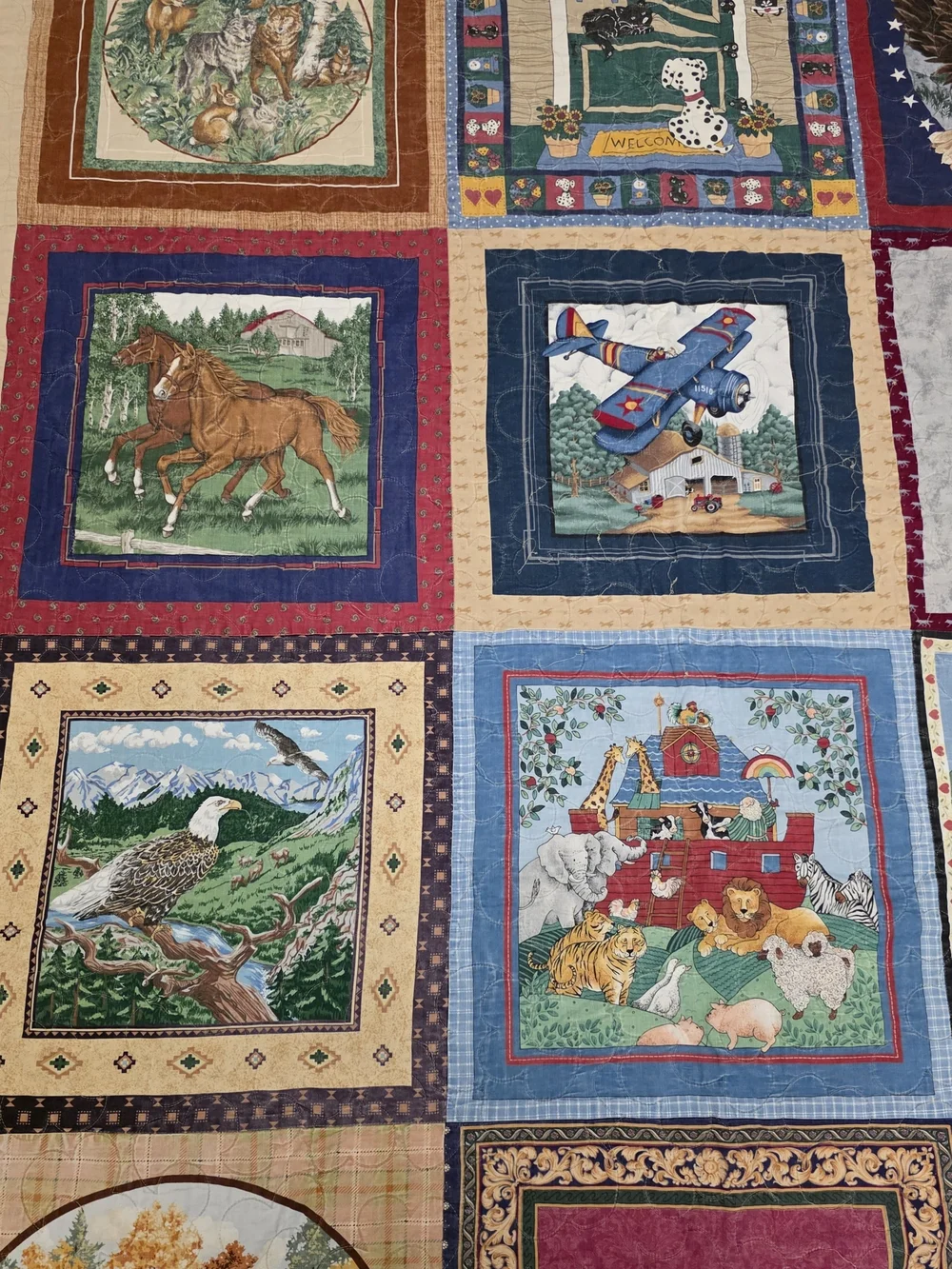 Vtg Handmade Wildlife Quilt Throw Rustic Cabin Lodge Decor, Deer Wolf Fox Animal